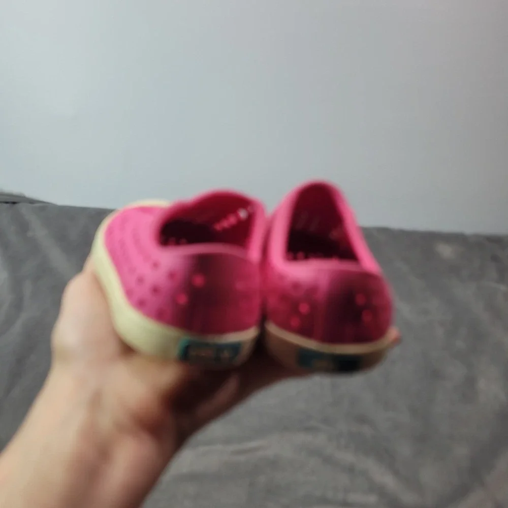 Native Jefferson Kids Pink EVA Slip On Water Shoes Size C5‎ 11100100-6401